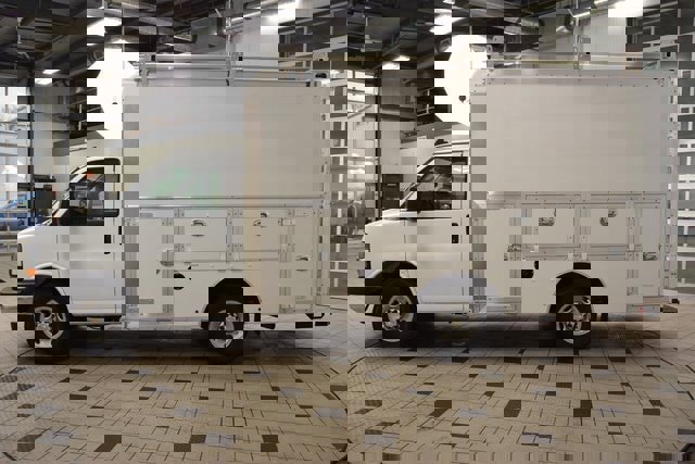 New 2026 Chevrolet Express 3500 w/ Power Convenience Package image 3