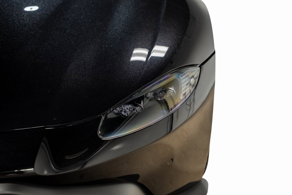 Used 2020 Aston Martin V8 Vantage Coupe image 6