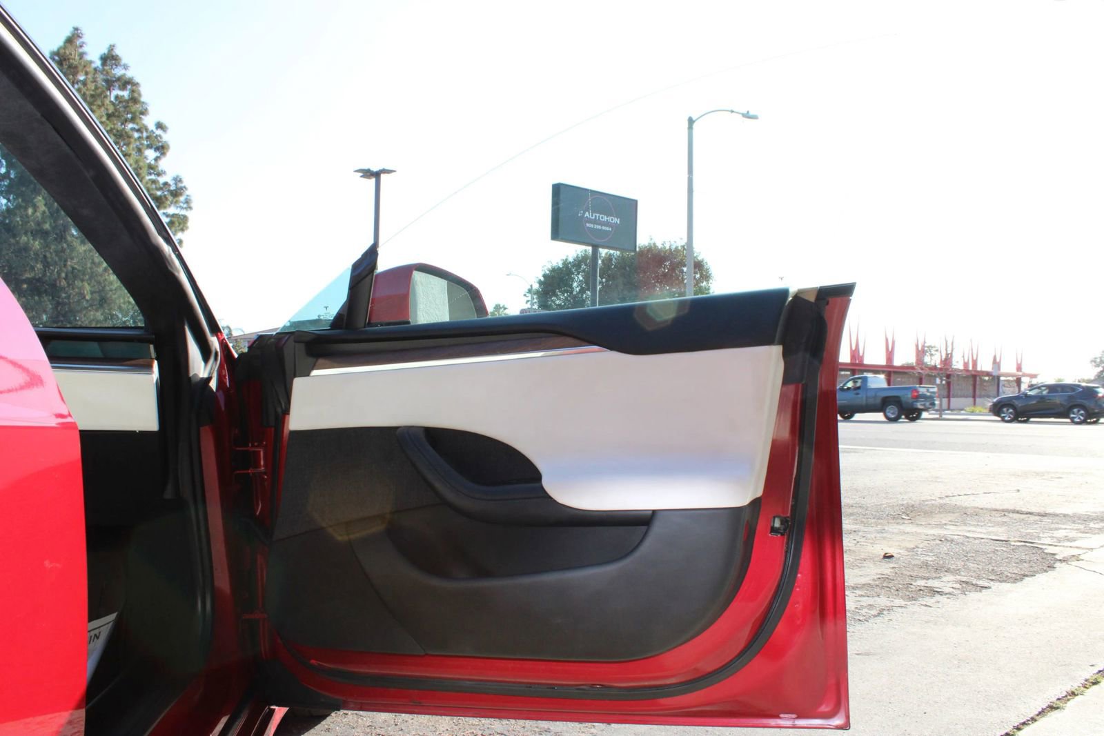 Used 2022 Tesla Model S Standard Range image 6