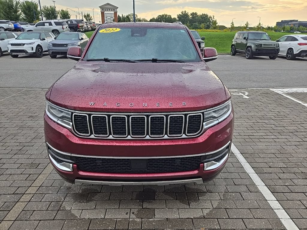Used 2022 Jeep Wagoneer Series III w/ Premium Group I AWD/4WD image 2