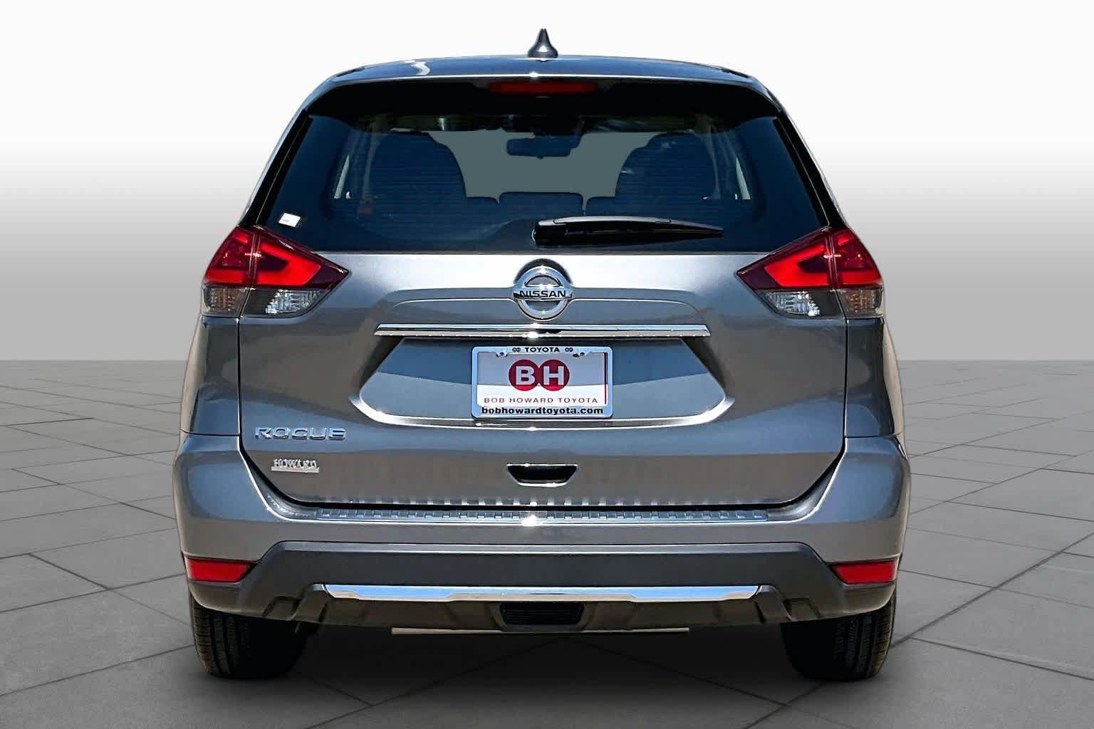 Used 2020 Nissan Rogue S FWD image 5