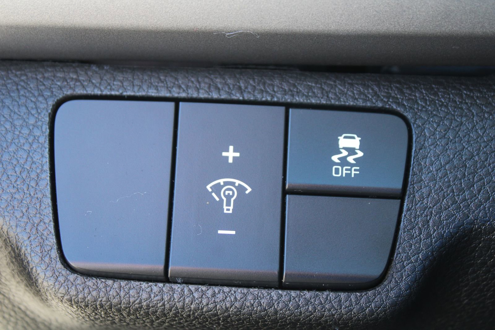 Certified 2023 Kia Rio LX image 23