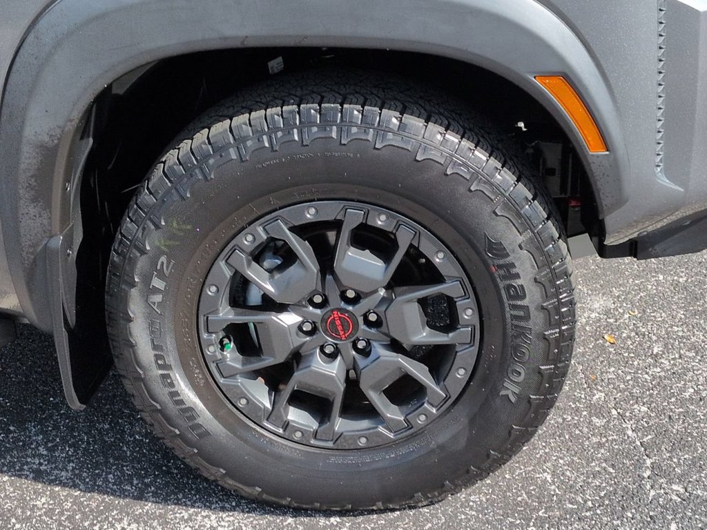 Certified 2024 Nissan Frontier PRO-4X w/ Pro Premium Package AWD/4WD image 11