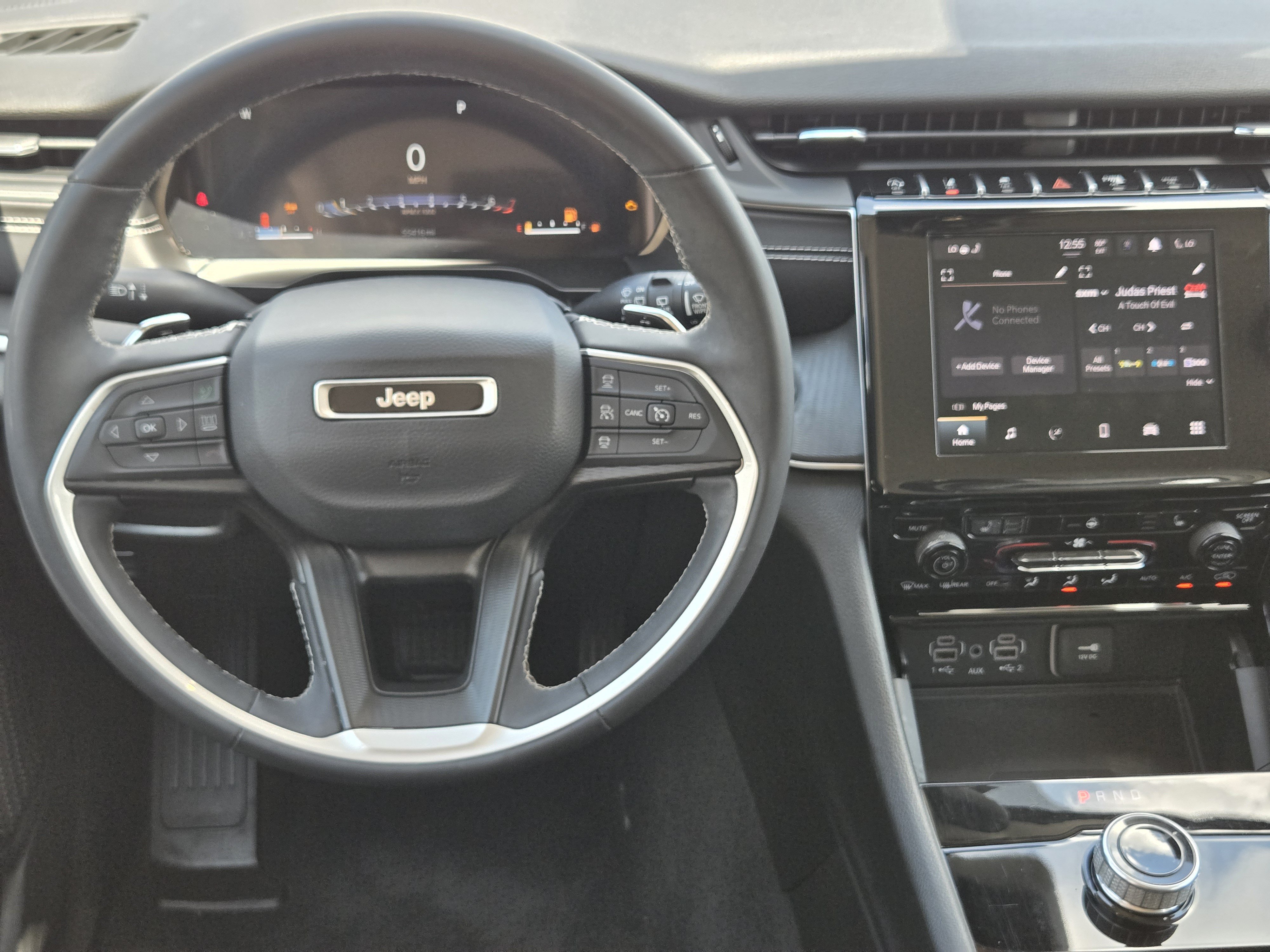 Used 2023 Jeep Grand Cherokee Laredo w/ Luxury Tech Group I AWD/4WD image 24