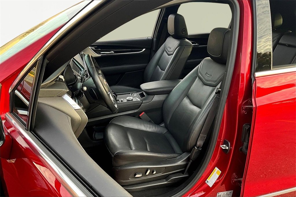 Used 2021 Cadillac XT5 Premium Luxury image 25