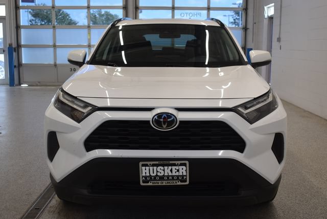 Used 2025 Toyota RAV4 XLE w/ Weather Package AWD/4WD image 3