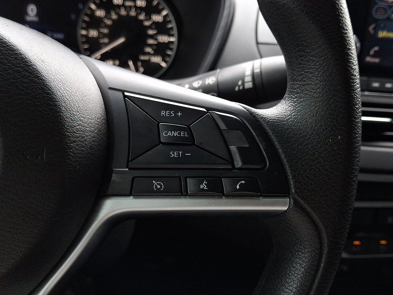 Certified 2022 Nissan Altima 2.5 SV FWD image 23