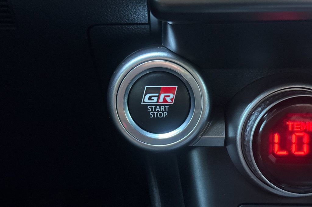 Certified 2025 Toyota GR86 w/ ALL Weather Mat Package (TMS) image 20