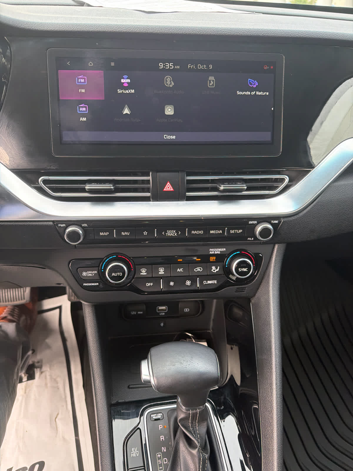 Used 2021 Kia Niro EX Premium FWD image 19