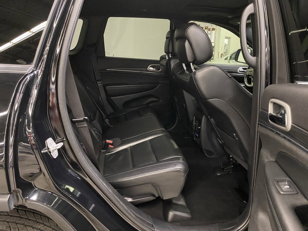 Used 2020 Jeep Grand Cherokee Limited image 17