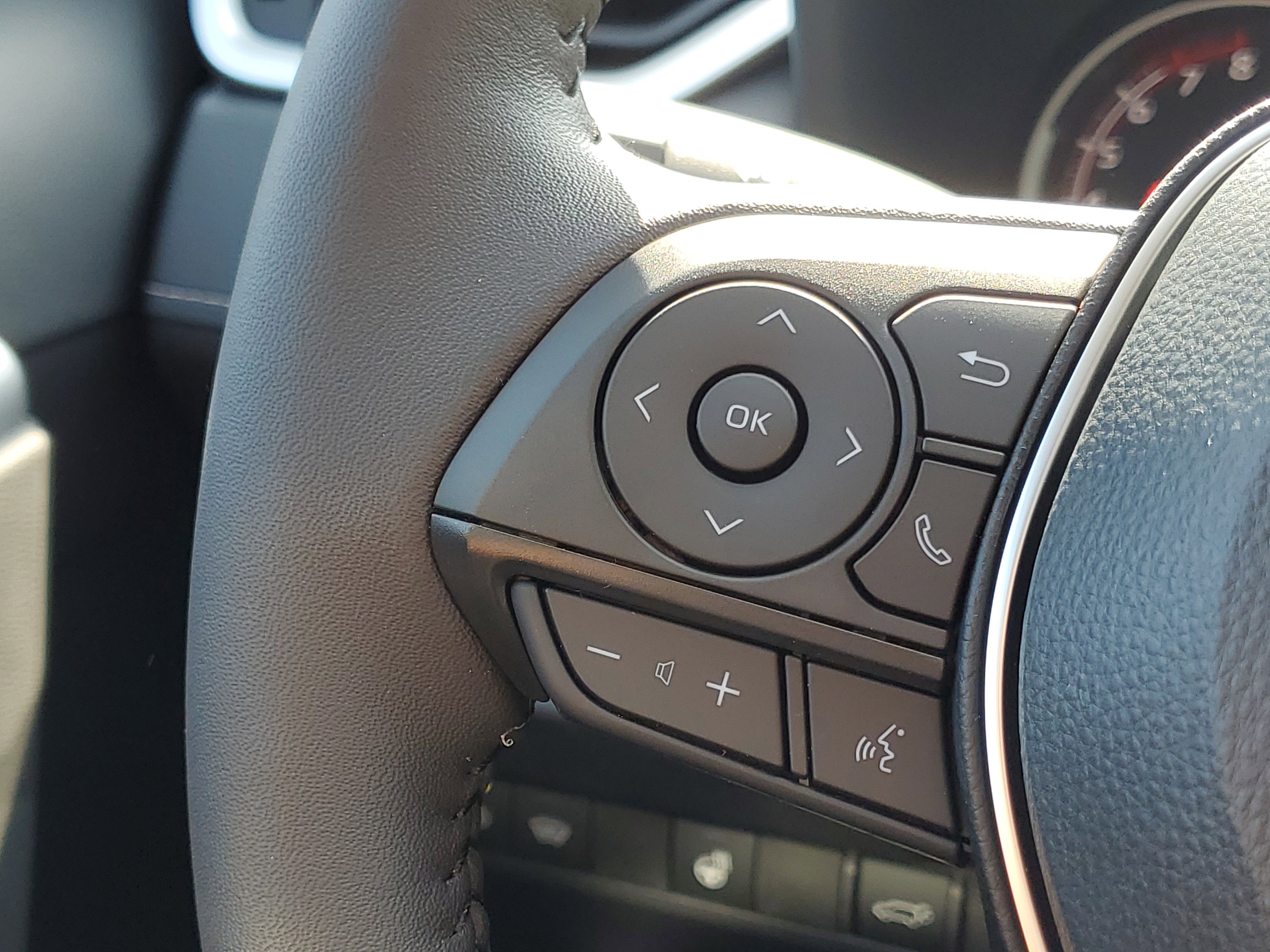 New 2025 Toyota RAV4 XLE image 26