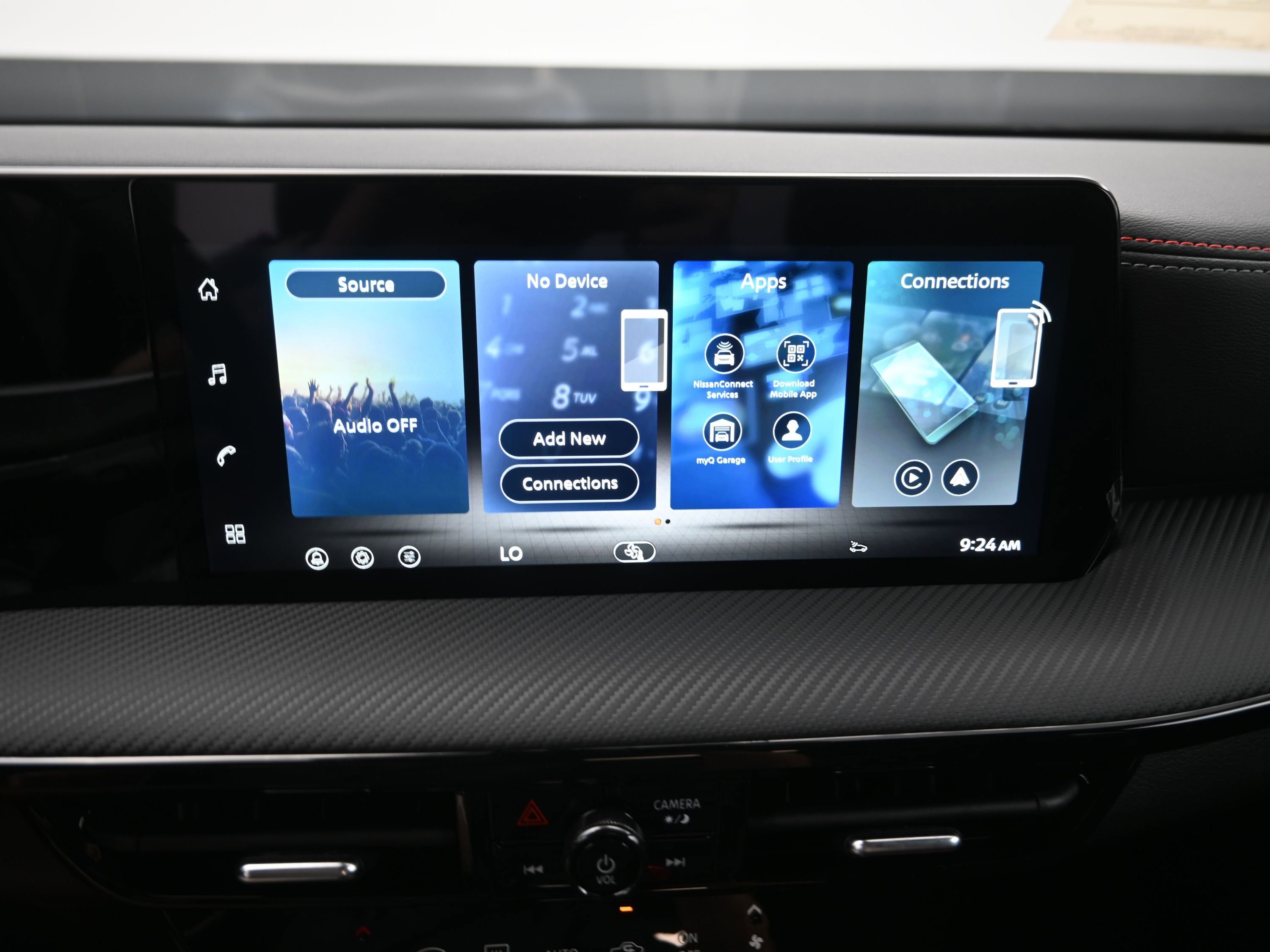 New 2026 Nissan Kicks SR image 15