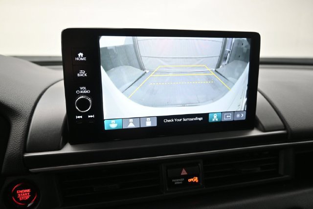 Certified 2024 Honda Pilot Touring image 9