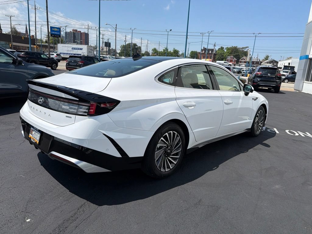 New 2026 Hyundai Sonata Limited FWD image 7