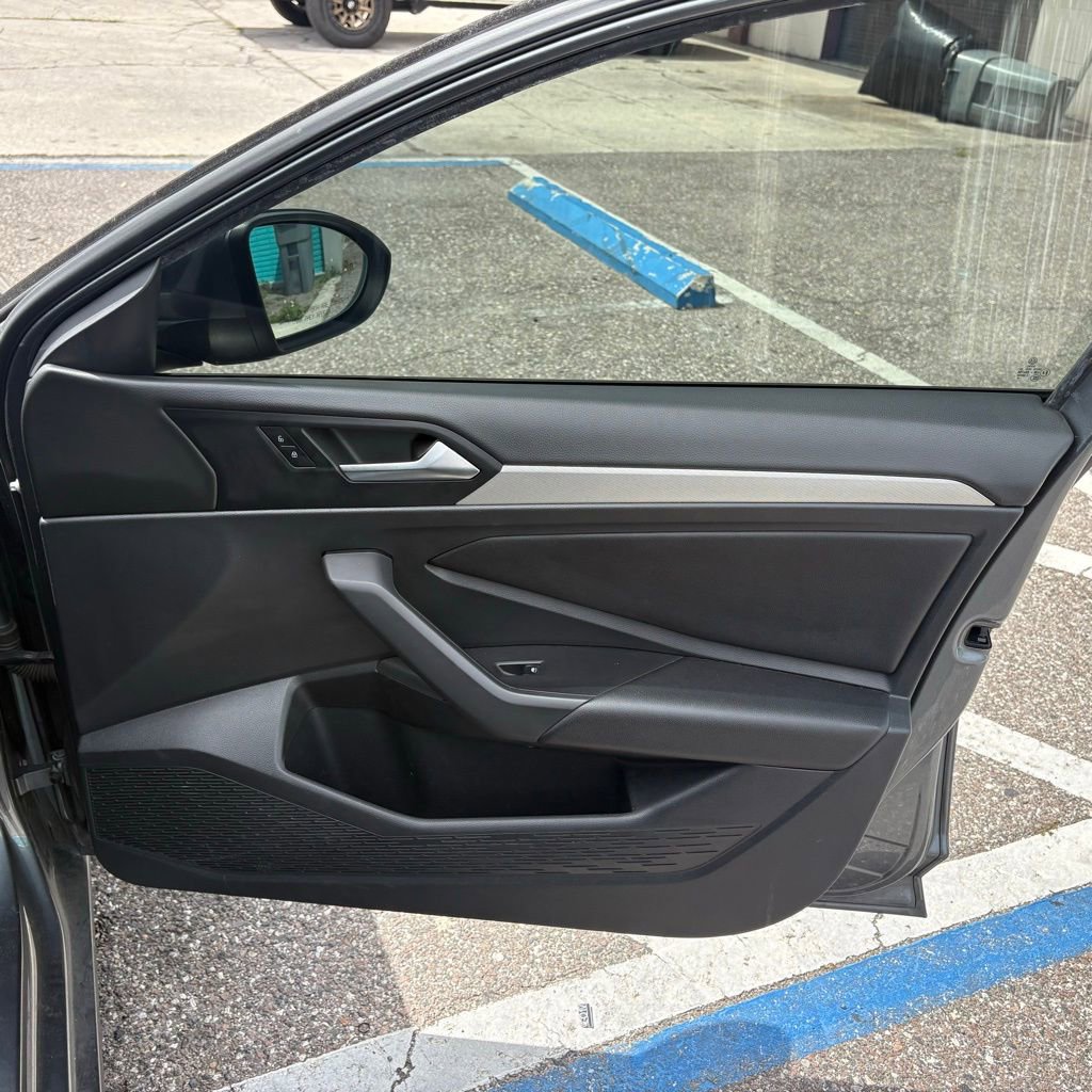 Used 2019 Volkswagen Jetta S w/ Driver Assistance Package image 17