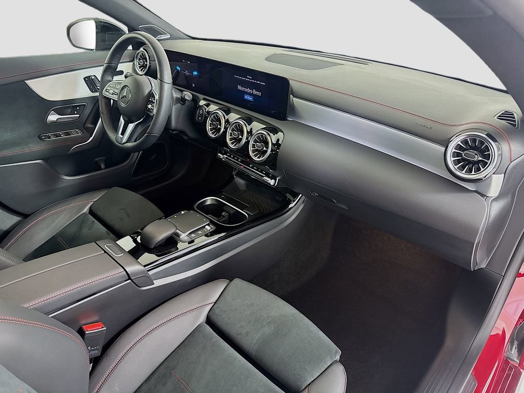 Used 2023 Mercedes-Benz CLA 250 CLA 250 image 30