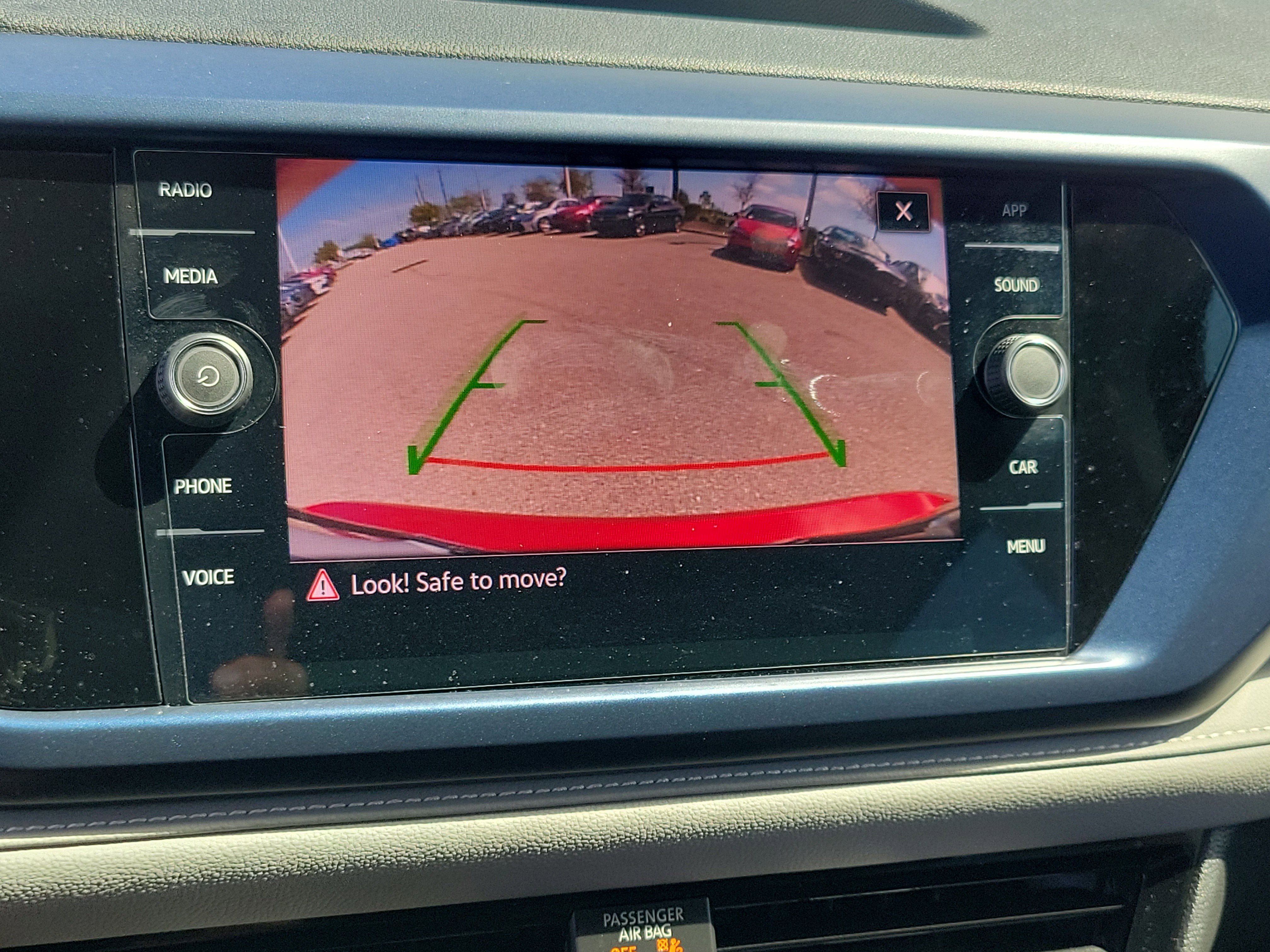 Used 2024 Volkswagen Taos SE FWD image 31