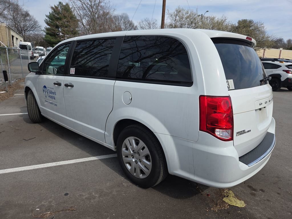 Used 2019 Dodge Grand Caravan SE w/ UConnect Hands-Free Group image 5