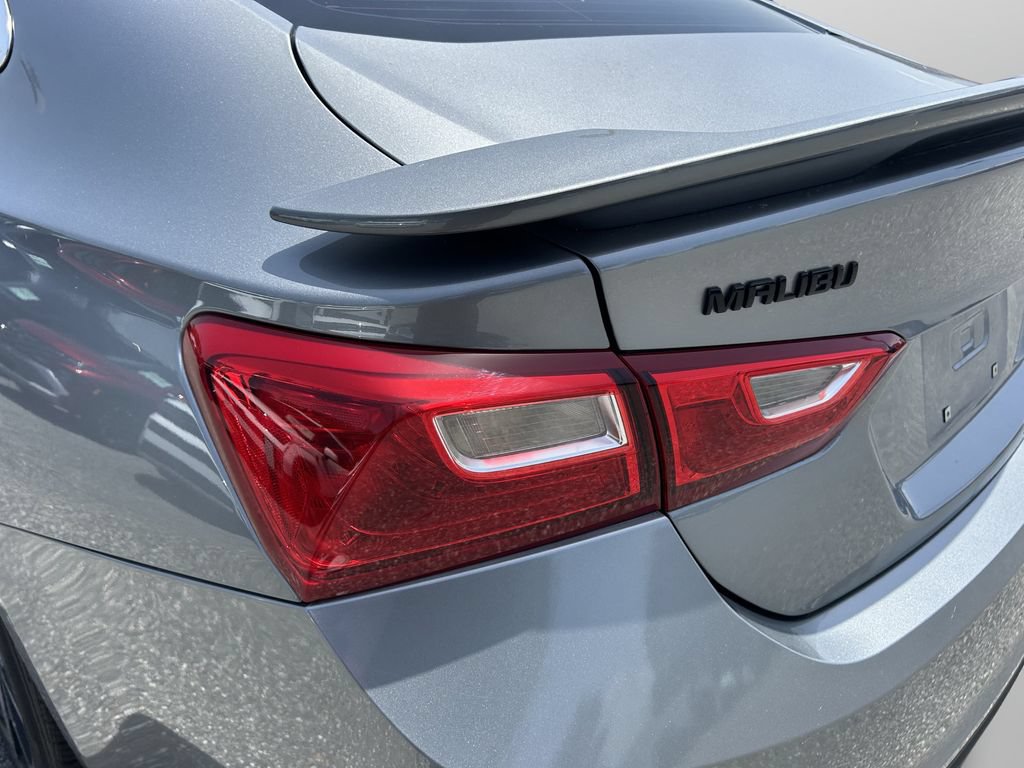 Used 2023 Chevrolet Malibu RS FWD image 36