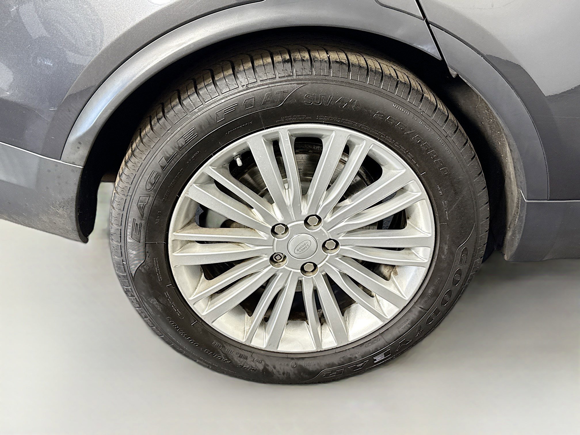 Used 2017 Land Rover Discovery HSE Luxury image 33