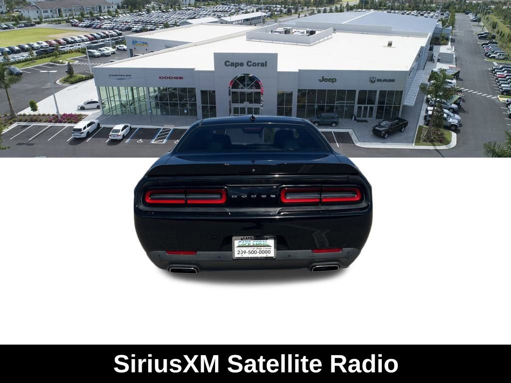 Certified 2018 Dodge Challenger SXT Plus image 8
