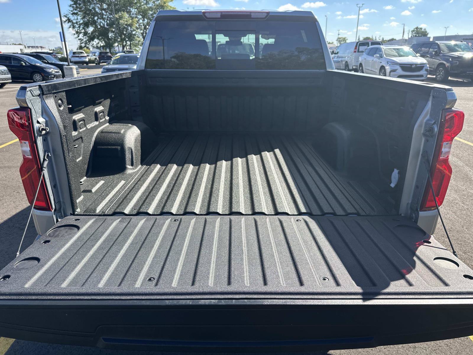 Certified 2024 Chevrolet Silverado 1500 RST w/ Convenience Package II AWD/4WD image 9