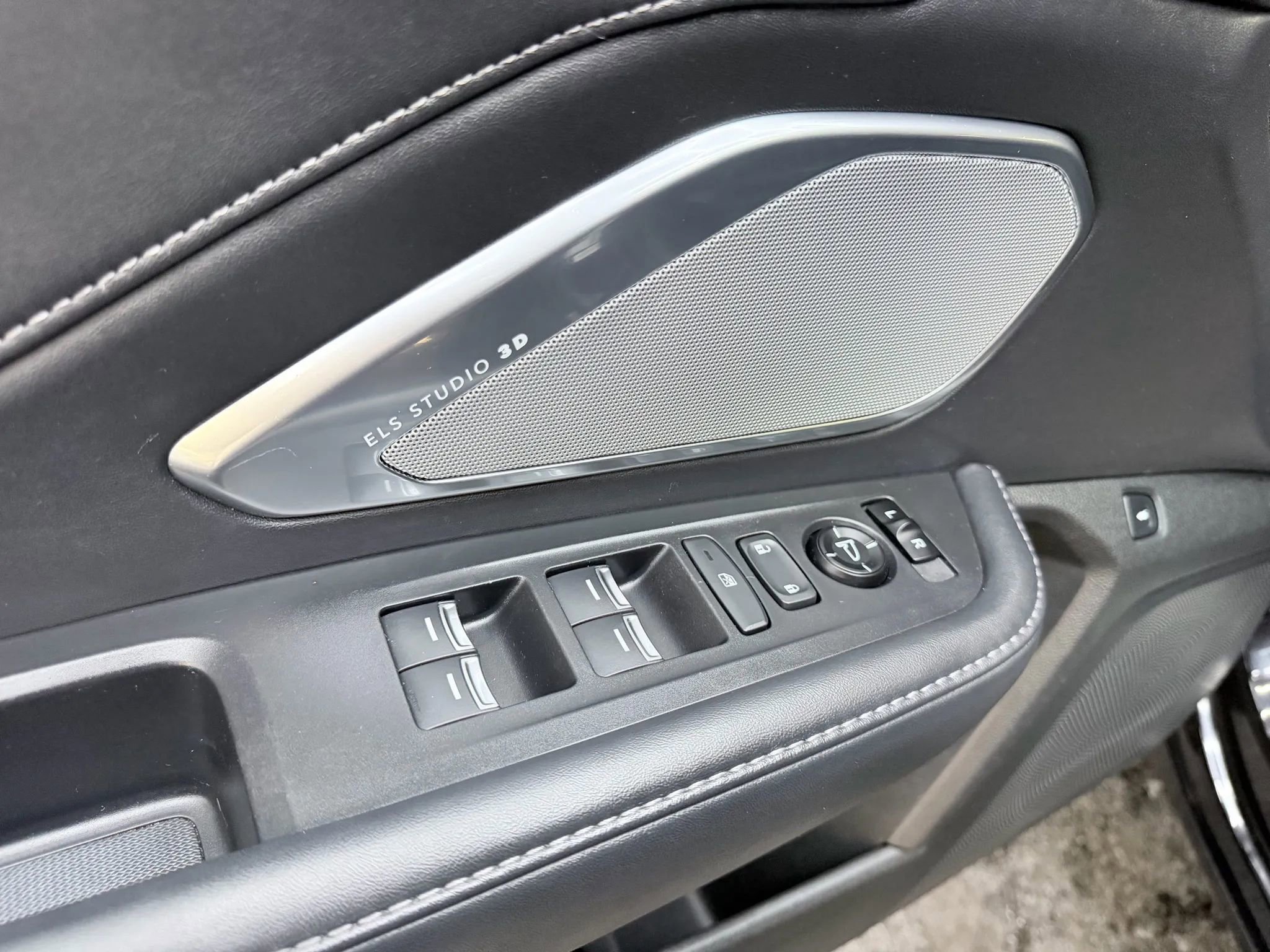 Used 2019 Acura RDX A-Spec image 10