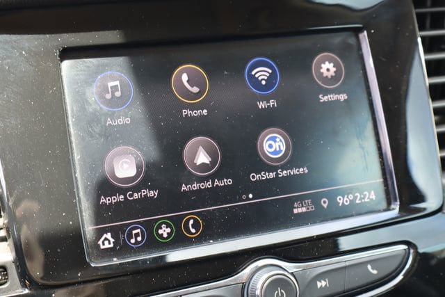 Used 2022 Buick Encore Preferred w/ Safety Package AWD/4WD image 8
