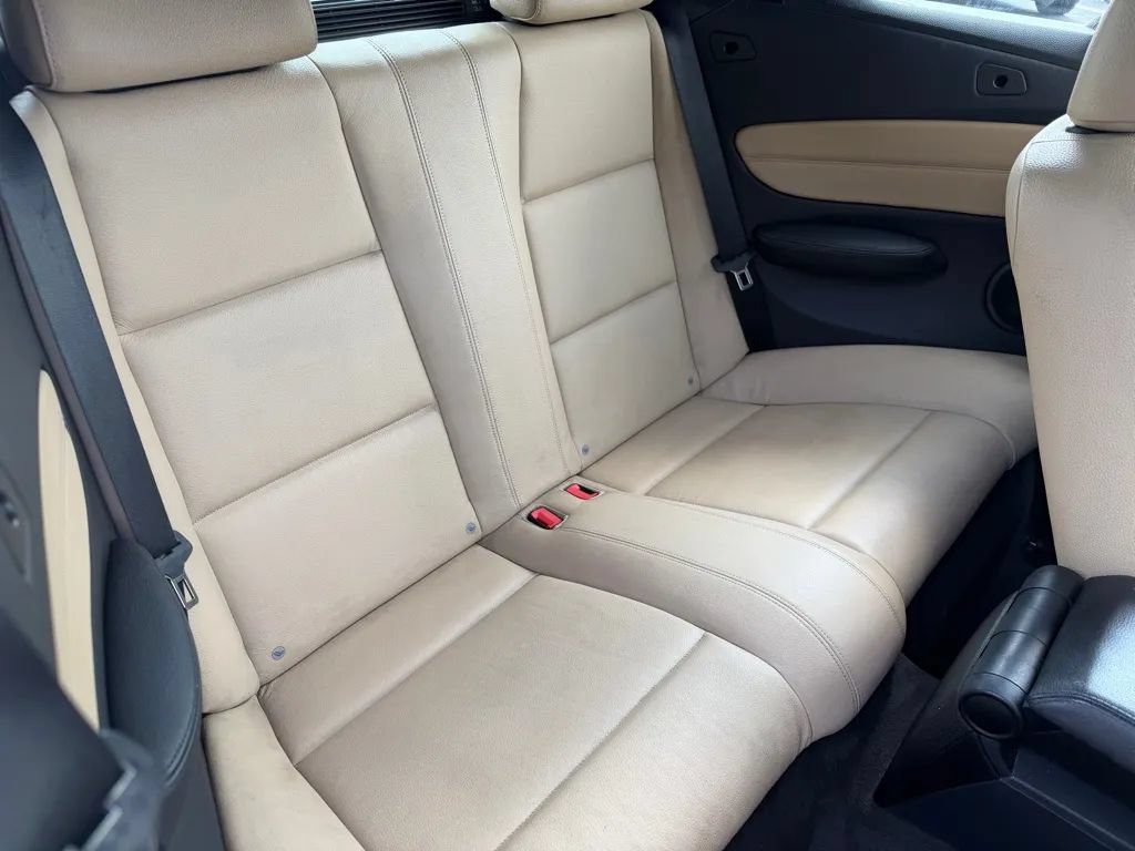 Used 2011 BMW 128i Convertible RWD image 8