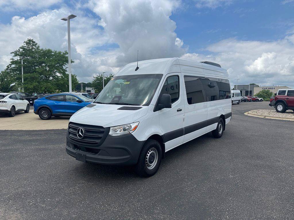 Used 2025 Mercedes-Benz Sprinter 2500 image 7