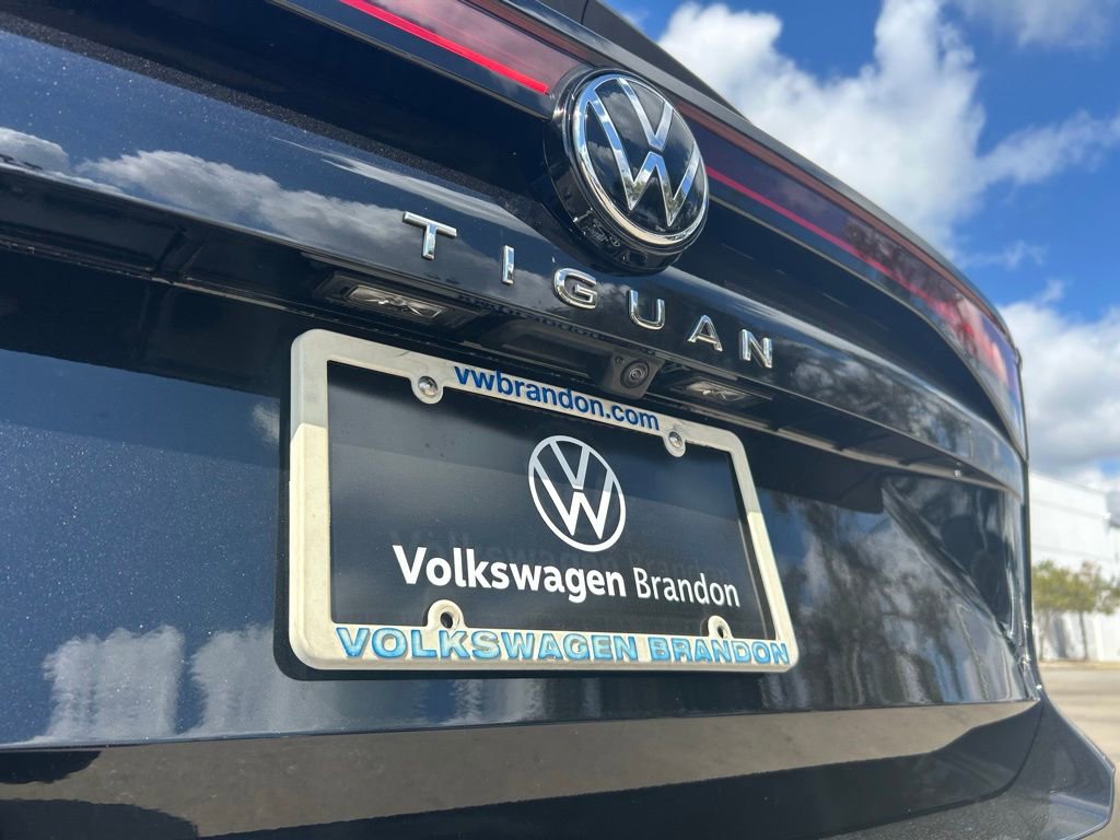 Certified 2025 Volkswagen Tiguan S image 44