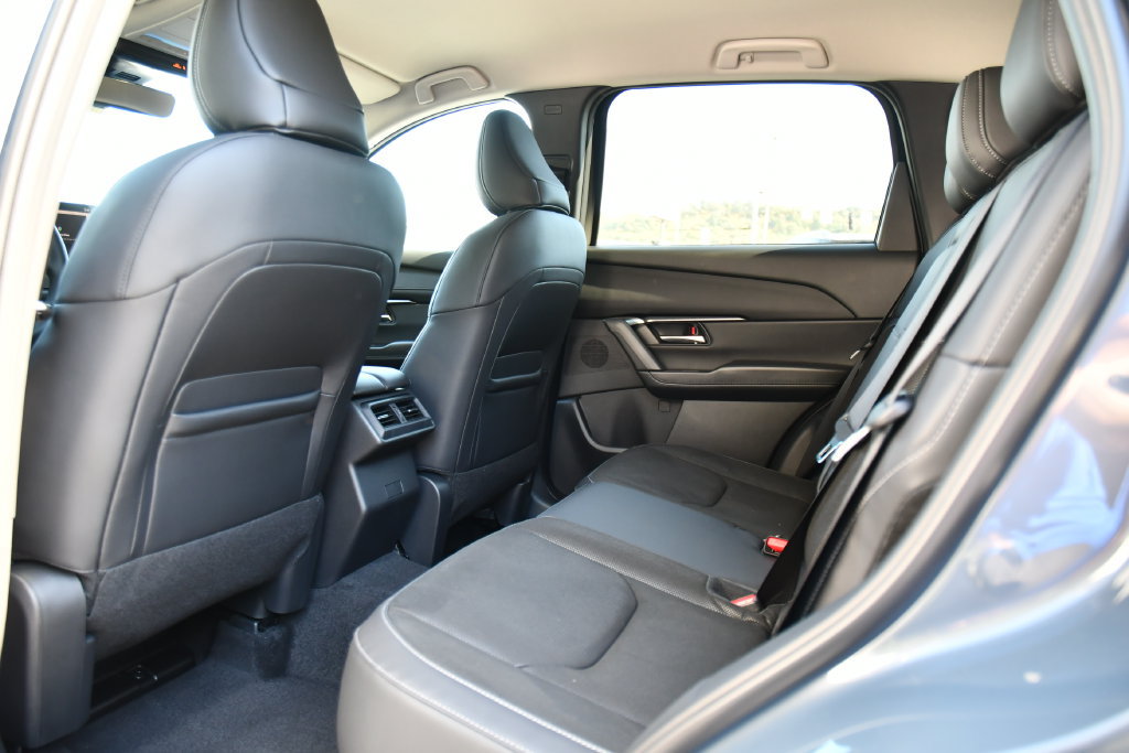 New 2026 MAZDA CX-5 Preferred AWD/4WD image 17