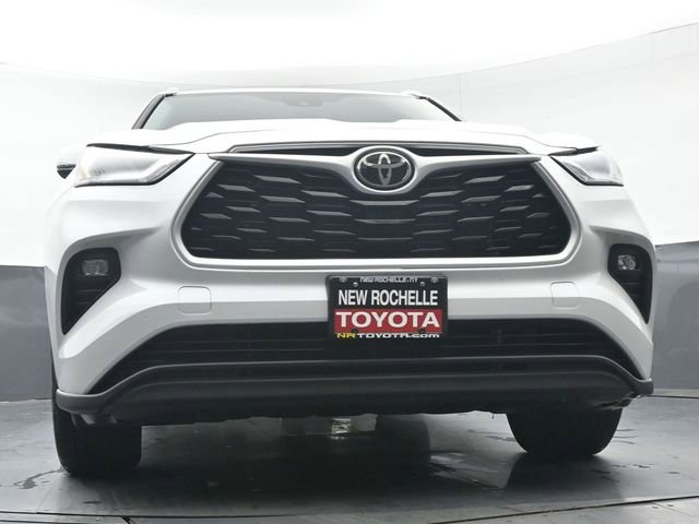 Certified 2023 Toyota Highlander XLE image 46