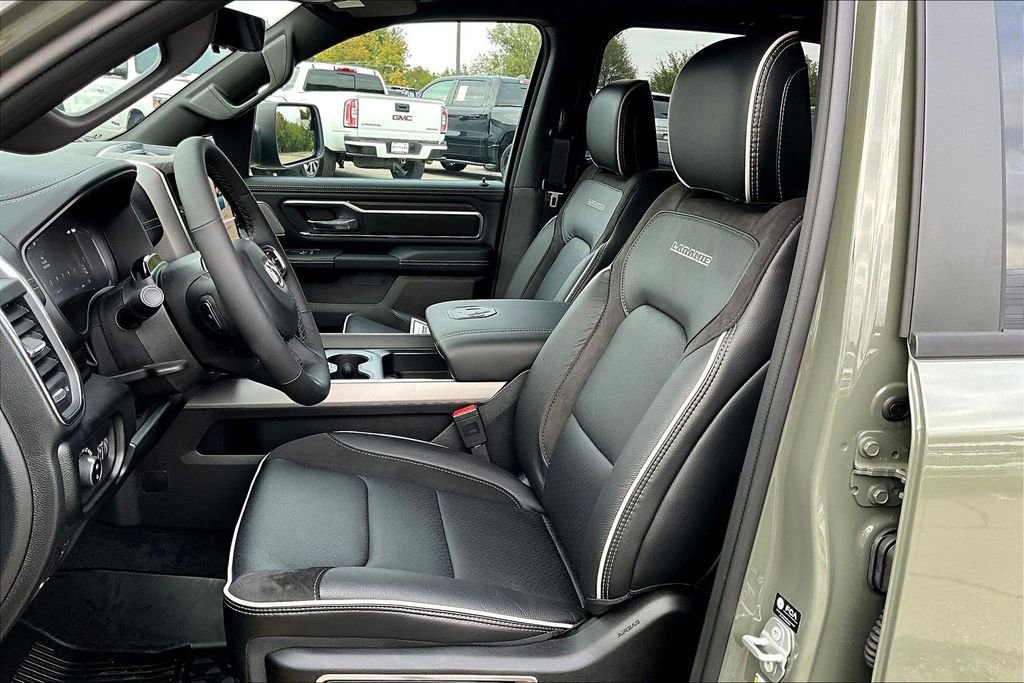 New 2026 RAM 1500 Laramie w/ Night Edition AWD/4WD image 9