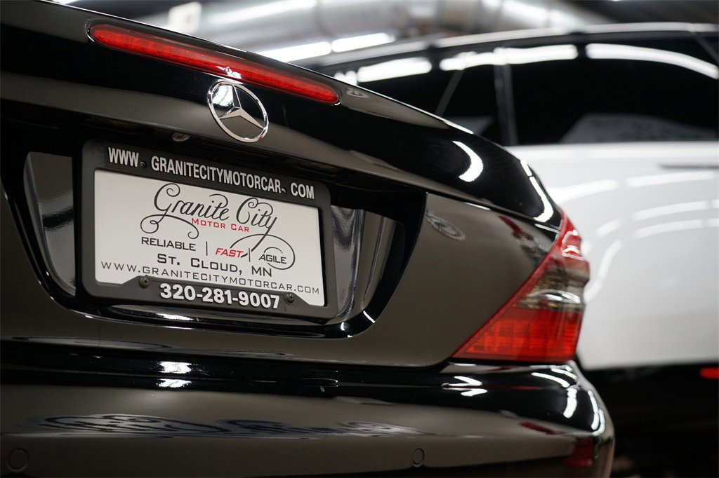 Used 2012 Mercedes-Benz SL 550 image 6