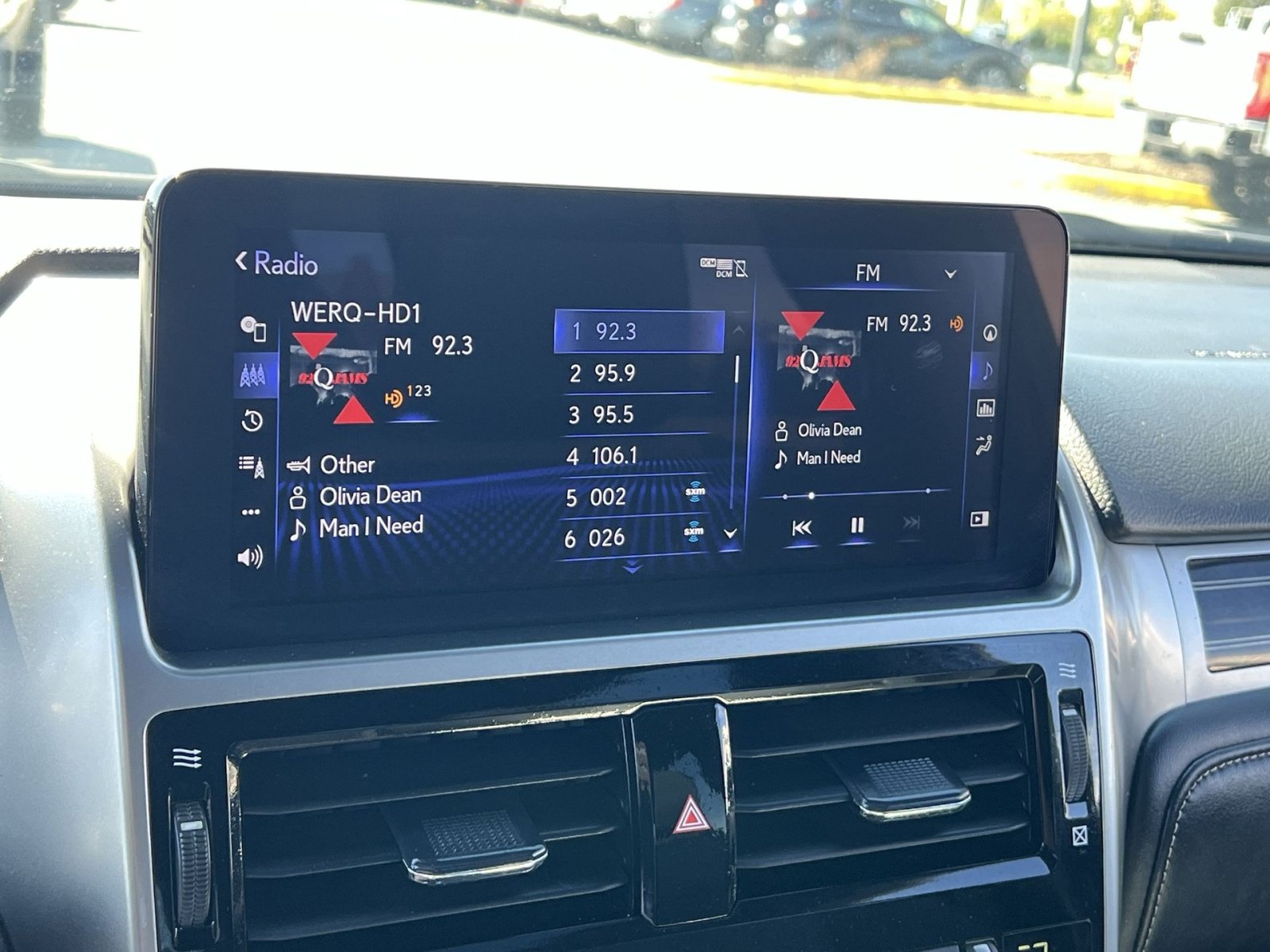 Used 2022 Lexus GX 460 Premium w/ Premium Plus Package AWD/4WD image 18
