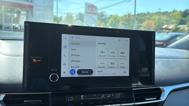 Certified 2025 Toyota Sienna LE FWD image 15