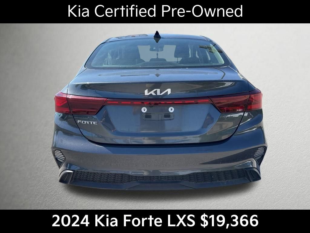 Certified 2024 Kia Forte LXS w/ LXS Technology Package FWD image 5