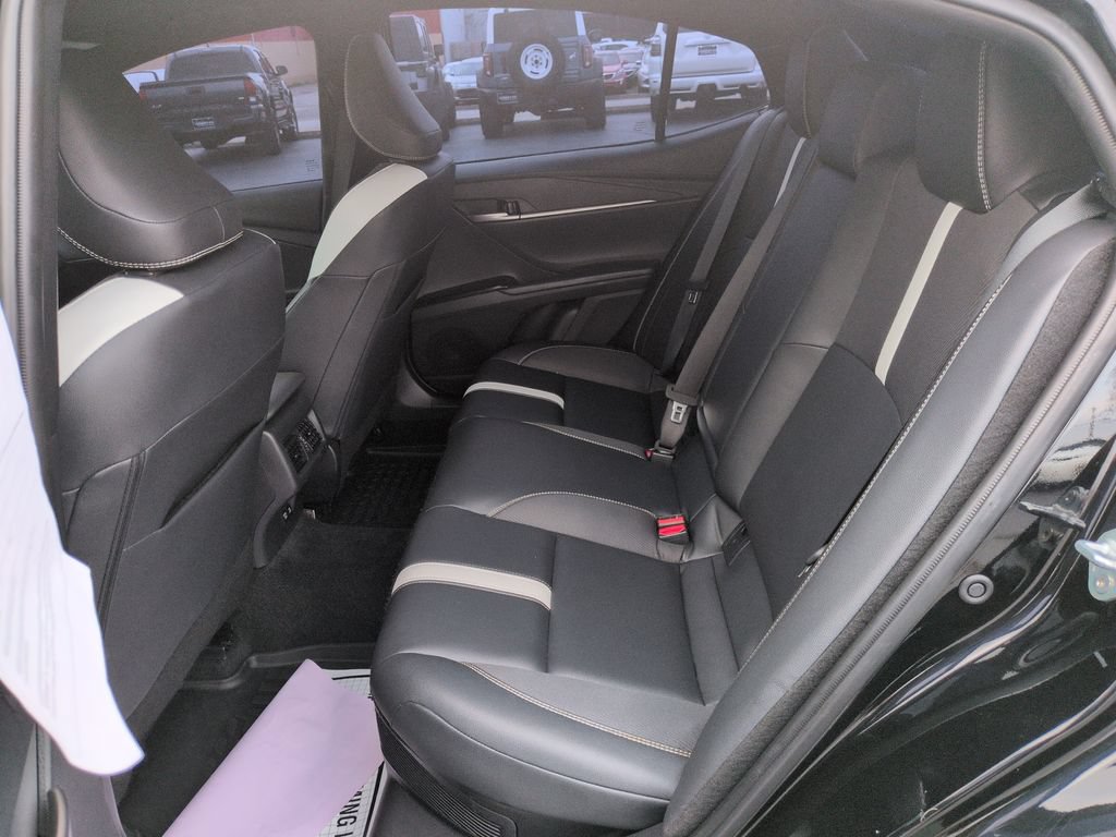Used 2025 Toyota Camry SE FWD image 25