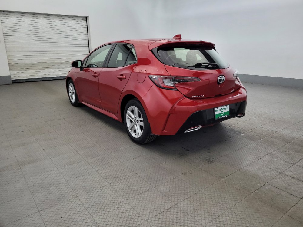 Used 2021 Toyota Corolla SE w/ SE Preferred Package FWD image 5