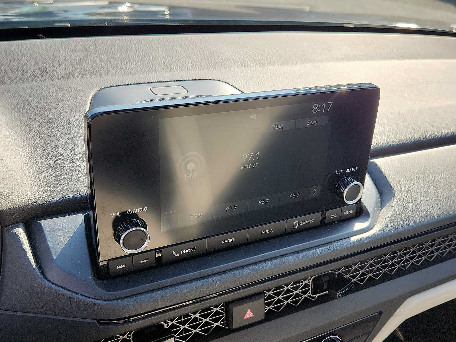 Used 2023 Honda Accord LX image 16