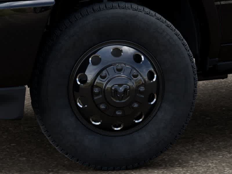 New 2026 RAM 3500 Limited AWD/4WD image 4