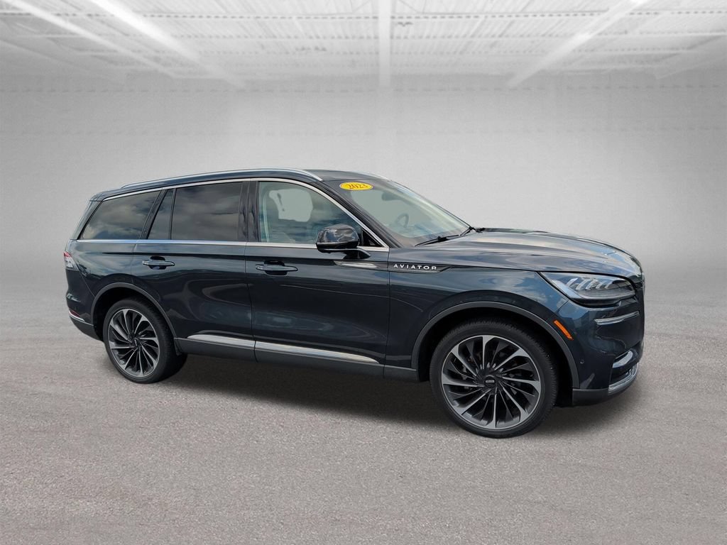 Used 2023 Lincoln Aviator Reserve w/ Equipment Group 201A AWD/4WD image 20