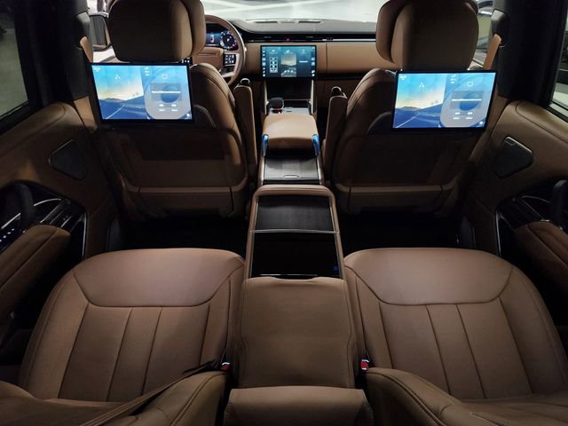 New 2026 Land Rover Range Rover Long Wheelbase Autobiography image 31