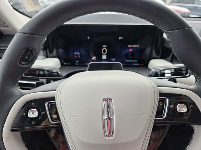 New 2025 Lincoln Aviator 2WD w/ Equipment Group 101A image 13