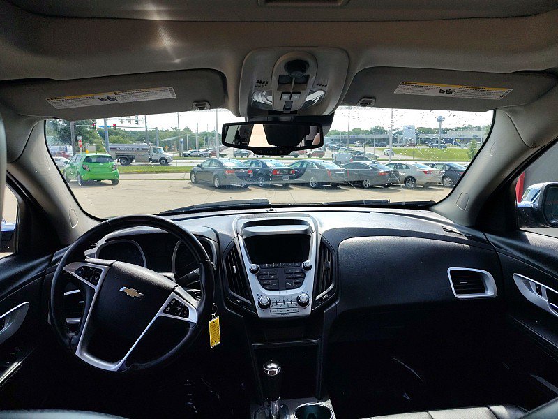Used 2016 Chevrolet Equinox LTZ w/ Enhanced Convenience Package AWD/4WD image 15
