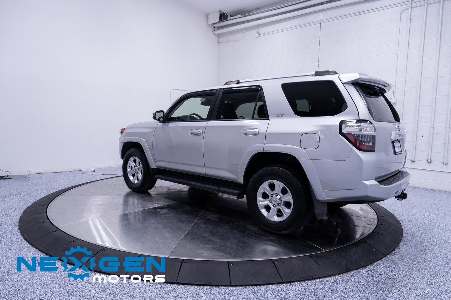 Used 2021 Toyota 4Runner SR5 Premium image 31
