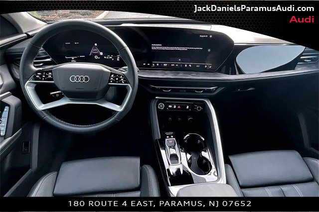 Used 2025 Audi Q5 Premium Plus w/ Premium Plus image 13