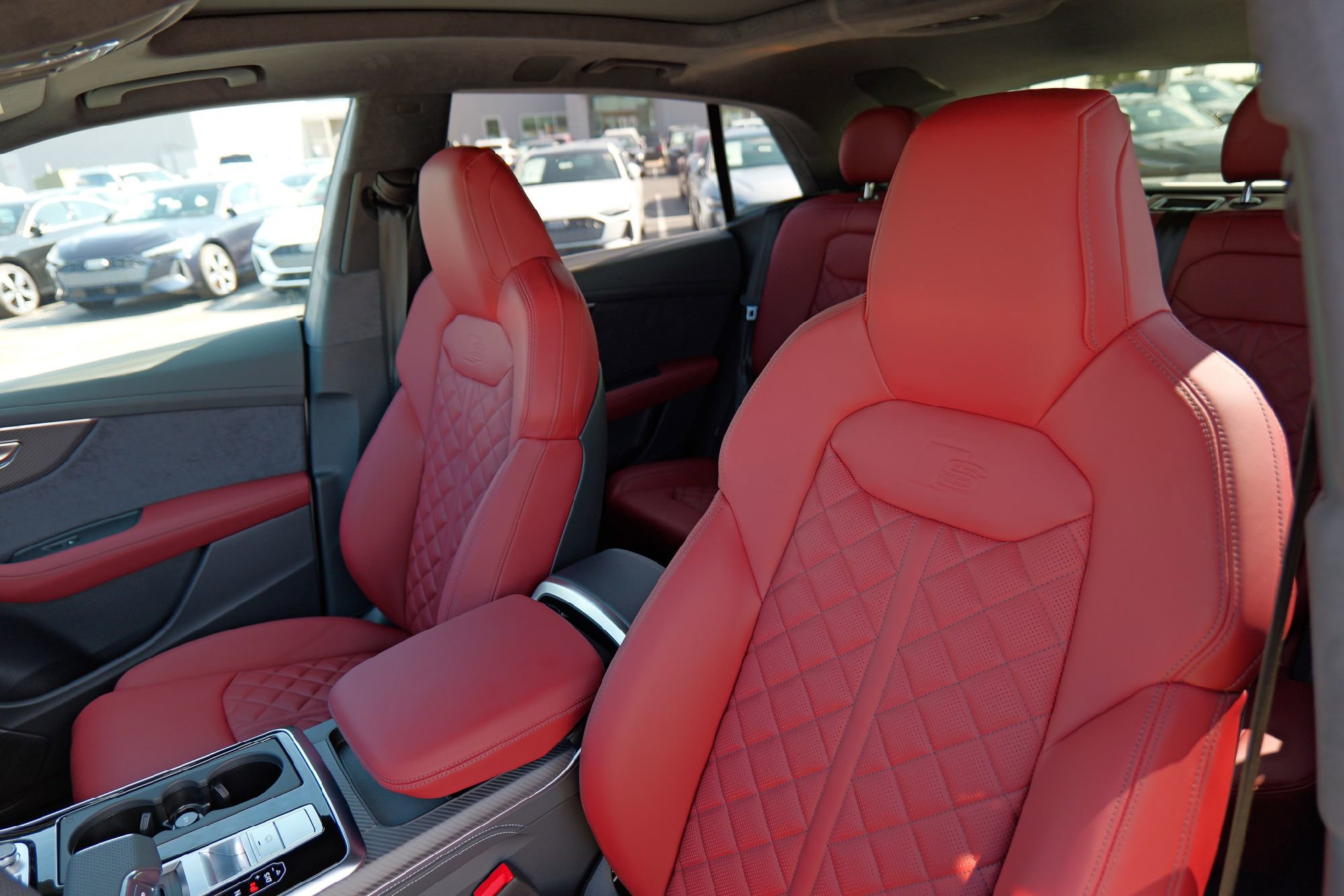 New 2026 Audi SQ8 Prestige image 10