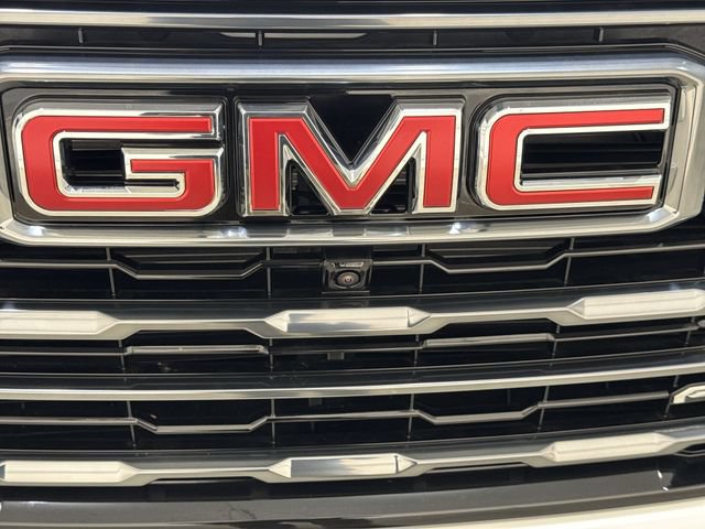 New 2026 GMC Yukon XL AT4 w/ LPO, Floor Liner Package AWD/4WD image 32